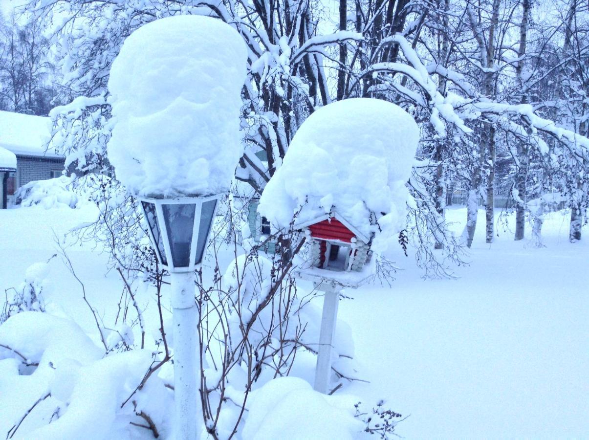 Hotelli Kultainen Joutsen Kuusamo Exterior foto